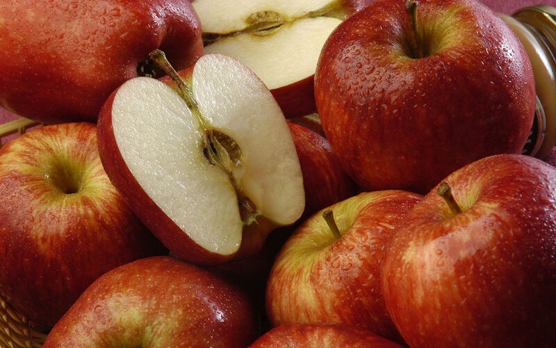 Red Apples in Basket — Fresh, Photograph, Apple