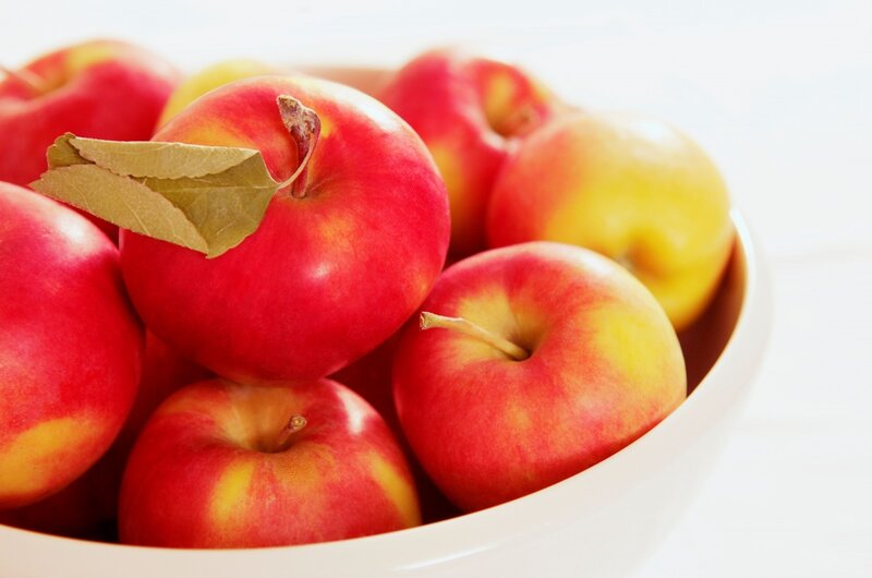 Red Apples in Bowl — Fresh