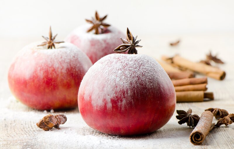 Red Apples with Spices — Cozy