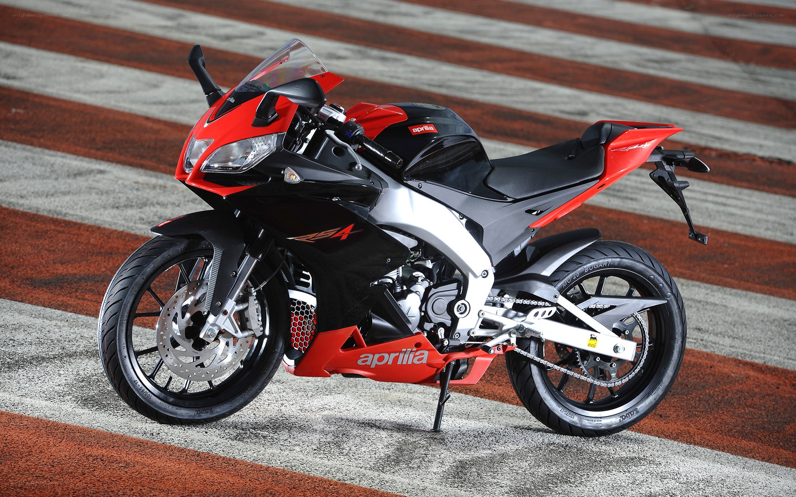 Red Aprilia RS4 motorcycle