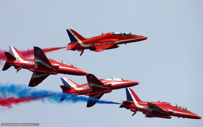 Red Arrows Jets in Formation — Dynamic, Afternoon, Photograph, Aircraft, Smoke Trails