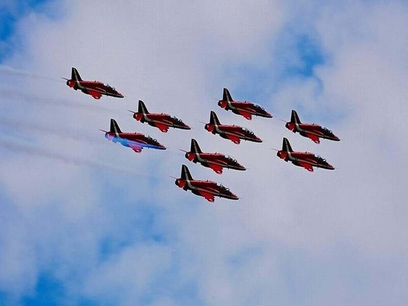 Red Arrows Jets in Formation — Dynamic, Photograph, Aircraft
