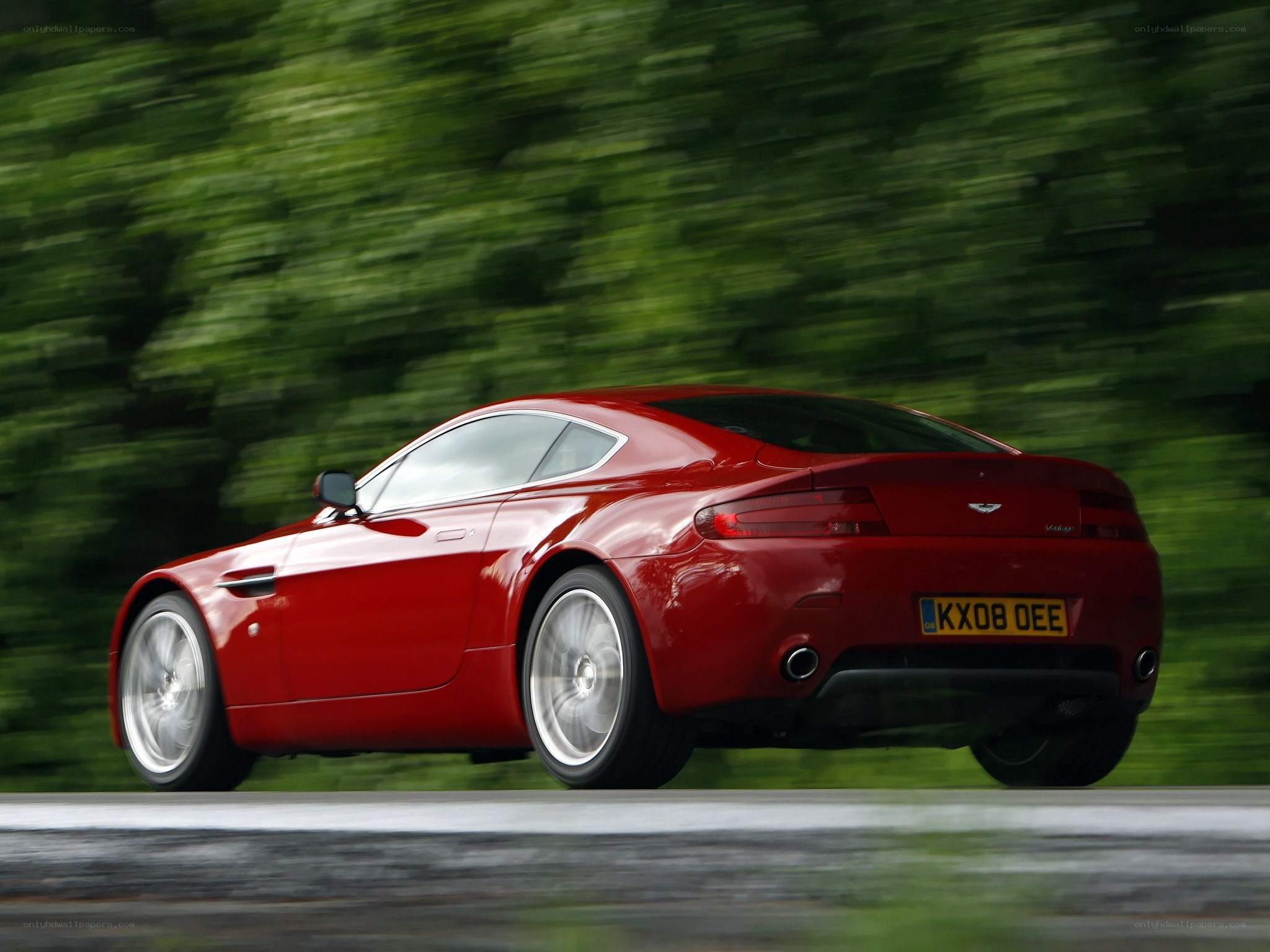 Red Aston Martin V8 Vantage