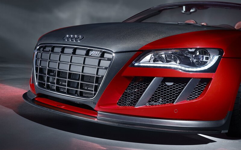 red audi r8 front view