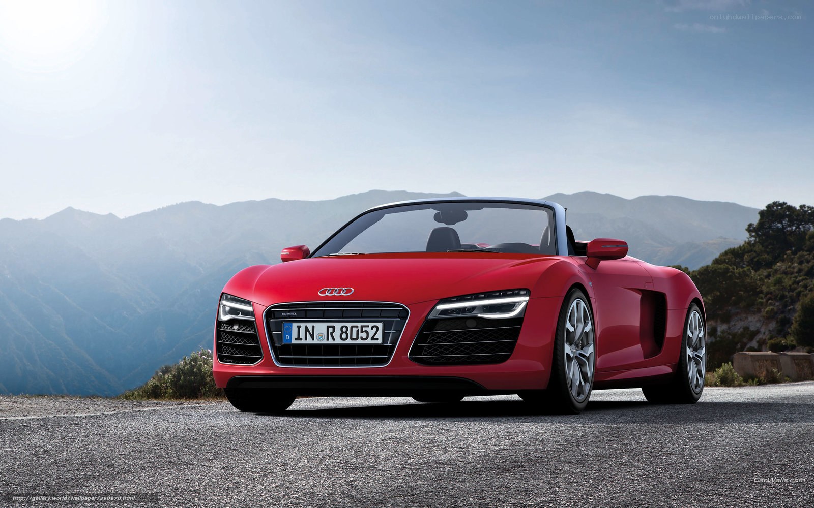 Red Audi R8 Spyder