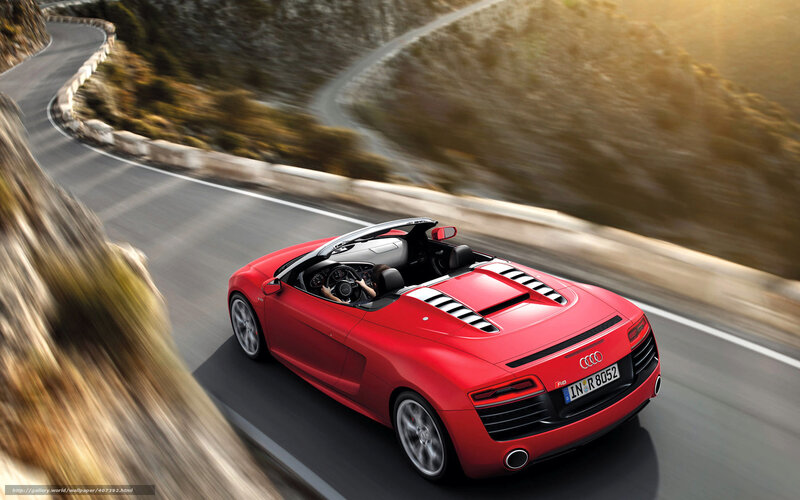 Red Audi R8 Spyder — Dynamic