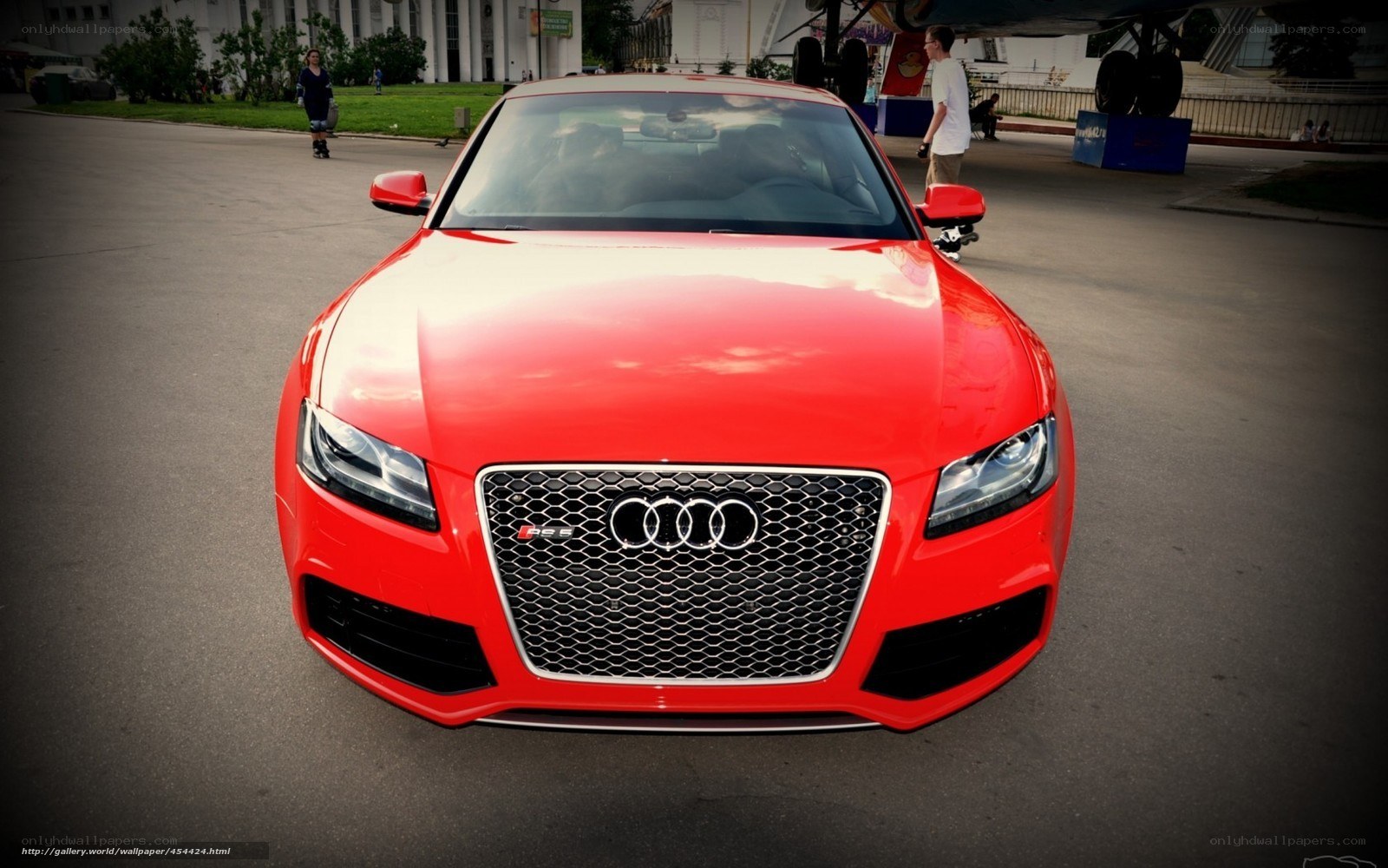 Red Audi RS5 car