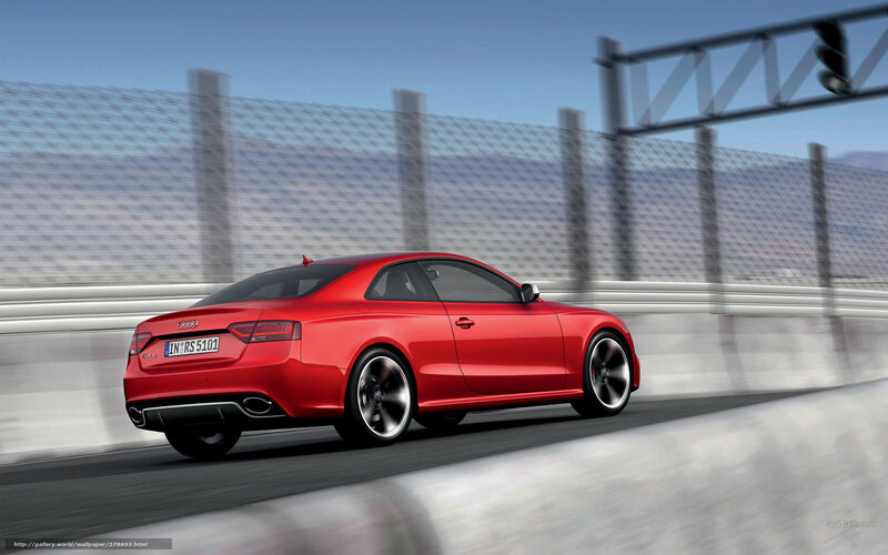 Red Audi Rs5 Coupe — Dynamic