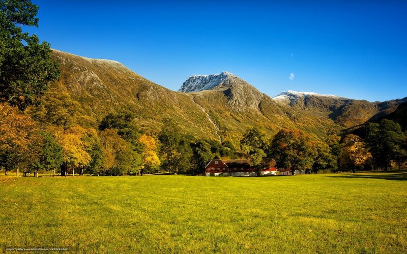 Red Barn in Valley — Green, Serene, Autumn