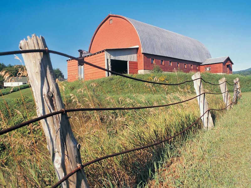 Red barn on a sunny day