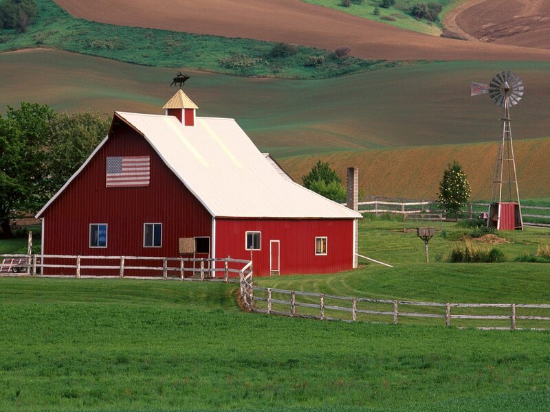 Red Barn on Farm — Serene, Afternoon