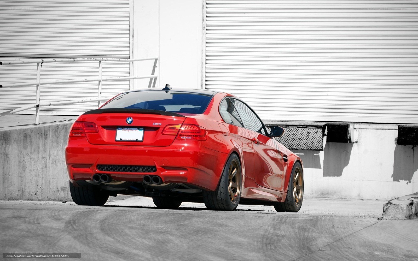 red bmw m3 coupe