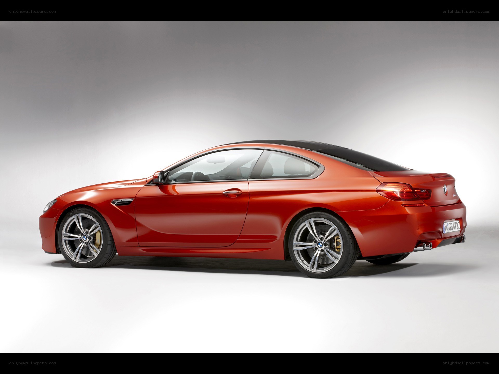 red bmw m6 coupe