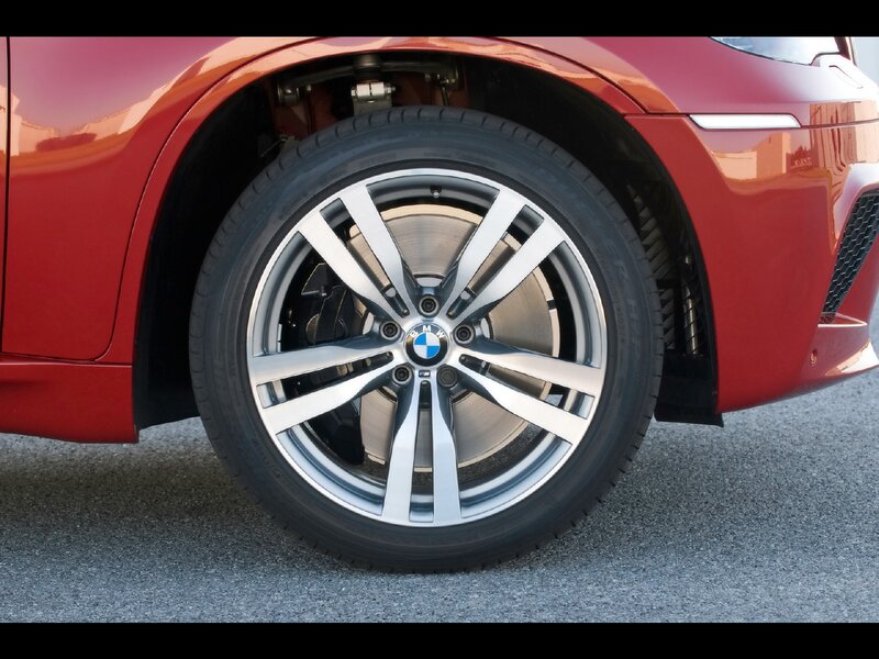 Red Bmw Wheel