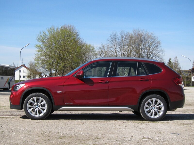 Red Bmw X1 Suv — Calm, Spring