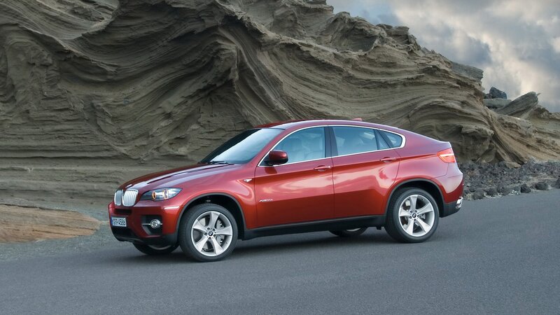 Red BMW X6 — Dramatic