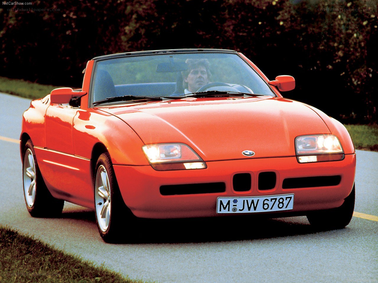 Red BMW Z1 convertible