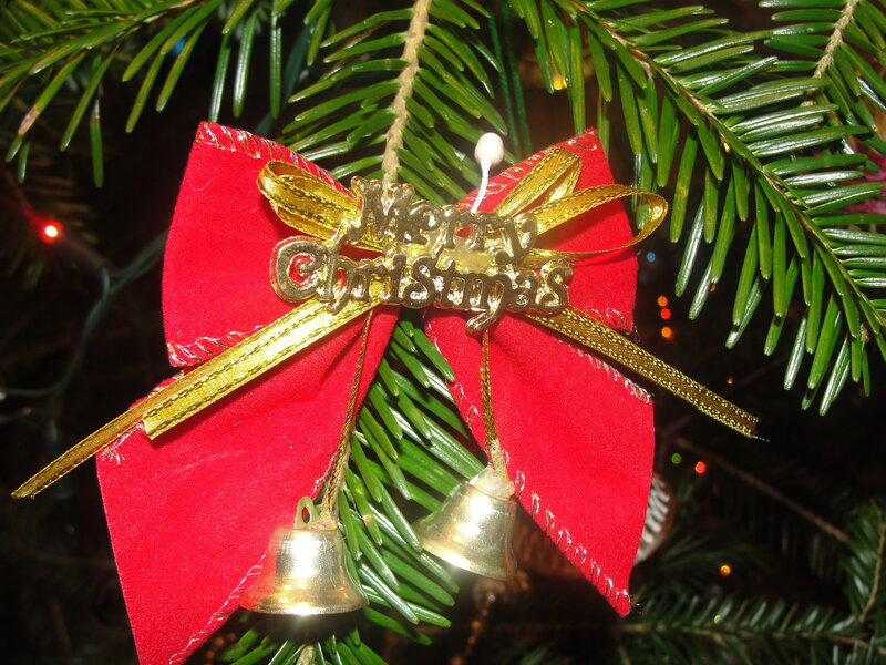 Red Bow Ornament