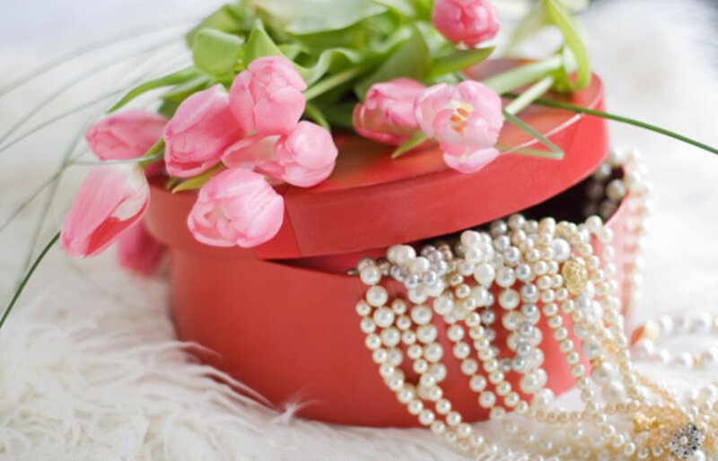 Red Box with Flowers and Pearls