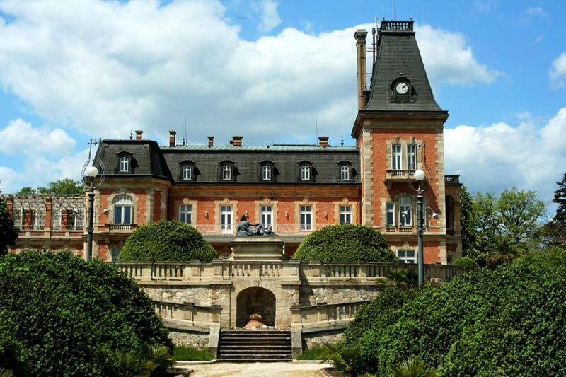 Red Brick Chateau