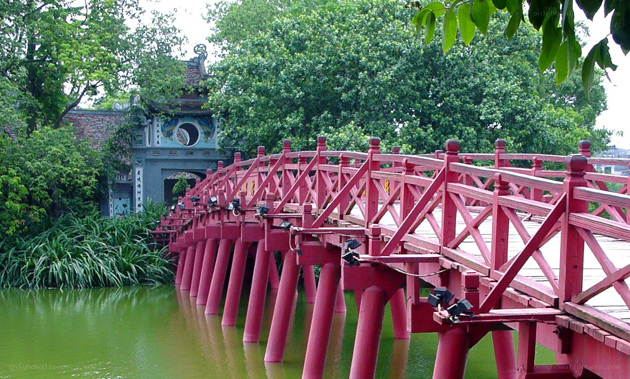 Red Bridge in Hanoi