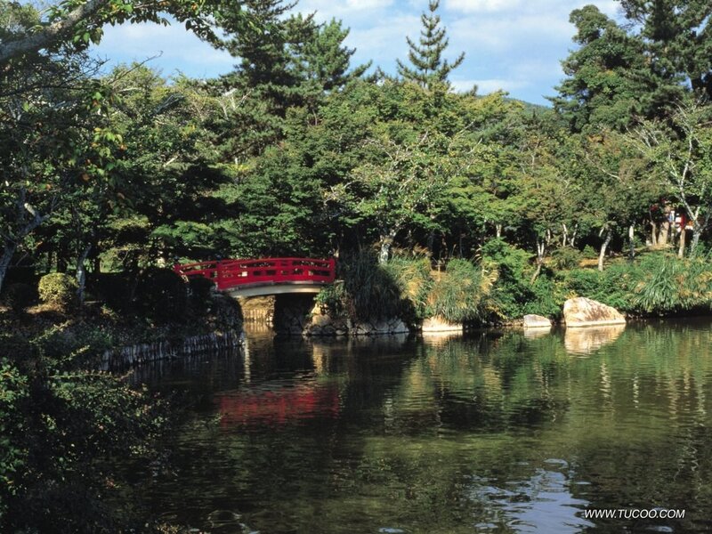 Red Bridge over Pond — Green