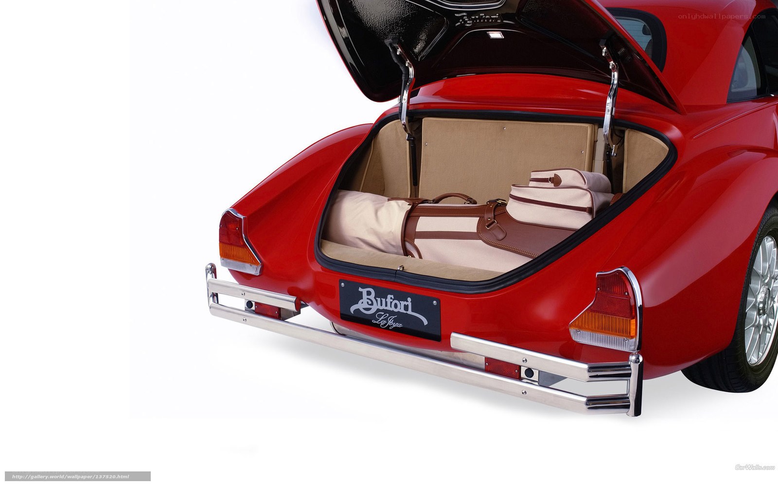 Red Bufori Le Joya trunk