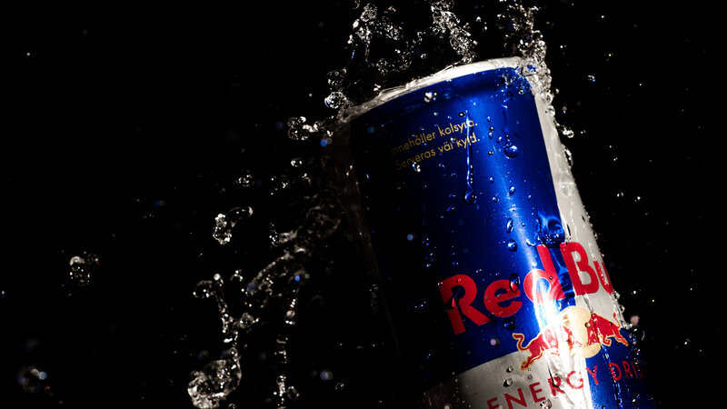 Red Bull Can with Water Splash — Blue