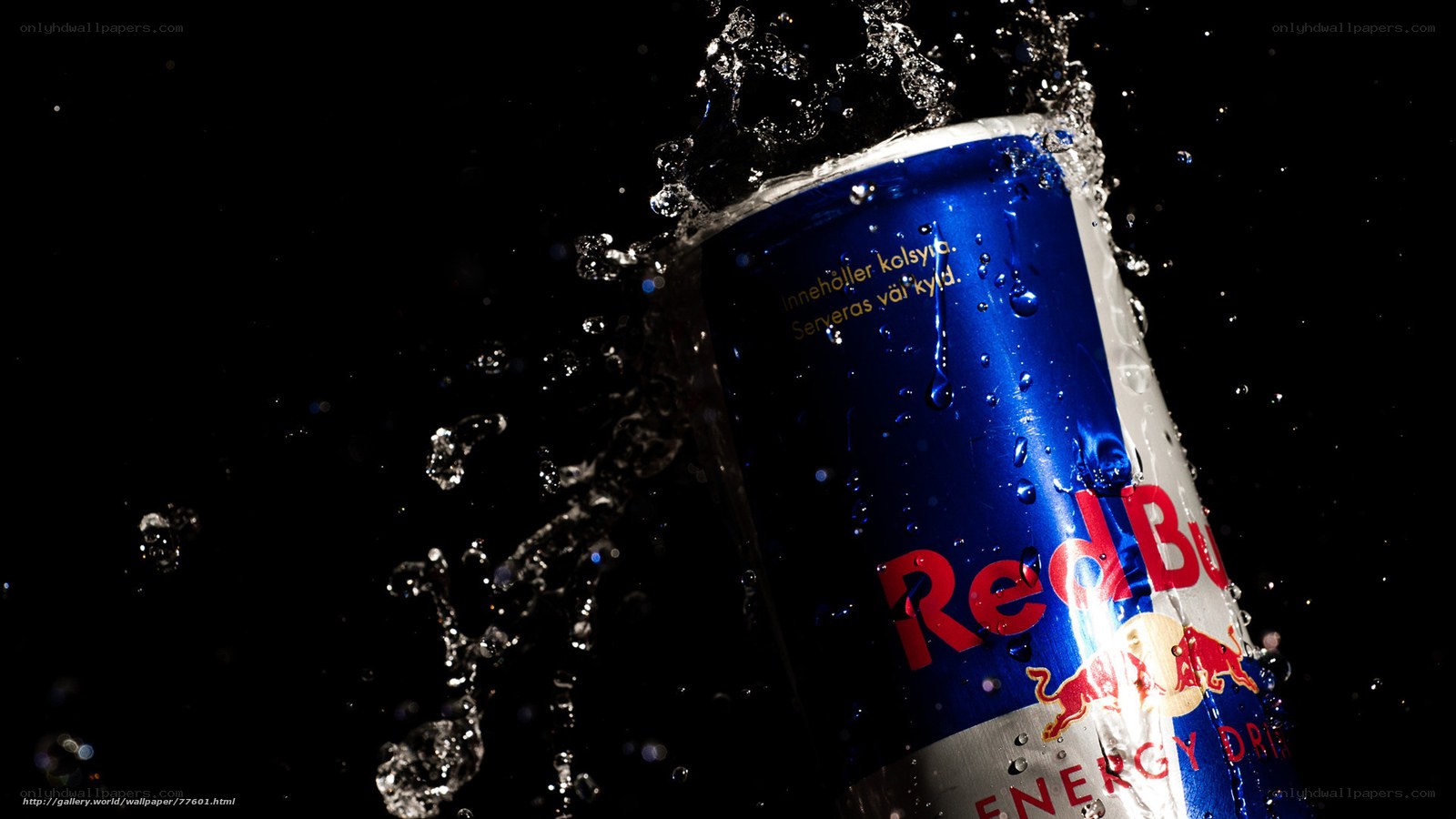 Red Bull can with water splash