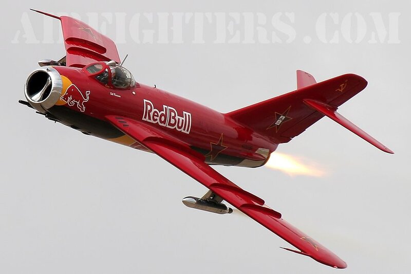 Red Bull Jet Plane — Dynamic