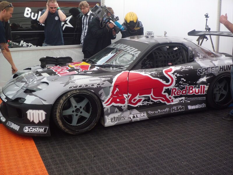 Red Bull Race Car — Black, Active