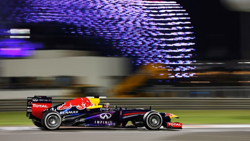Red Bull Racing Car — Purple, Dynamic