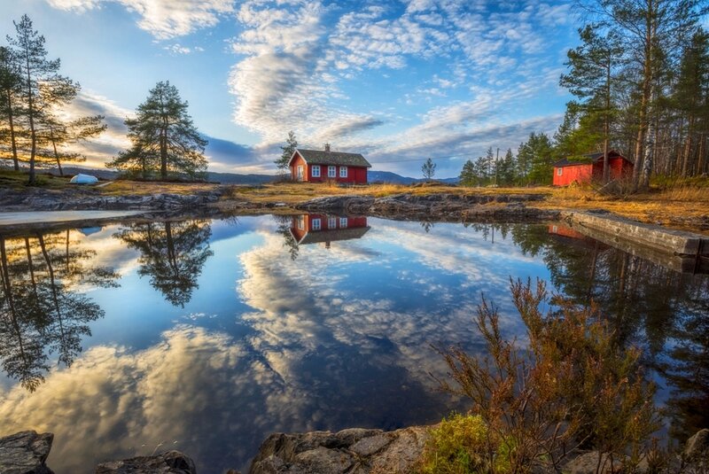 Red Cabin by Lake — Blue