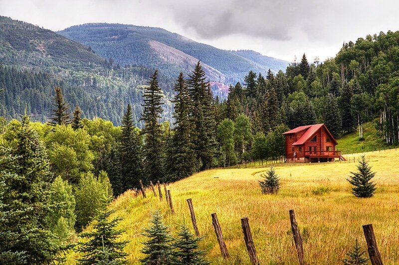 Red Cabin in Meadow — Green