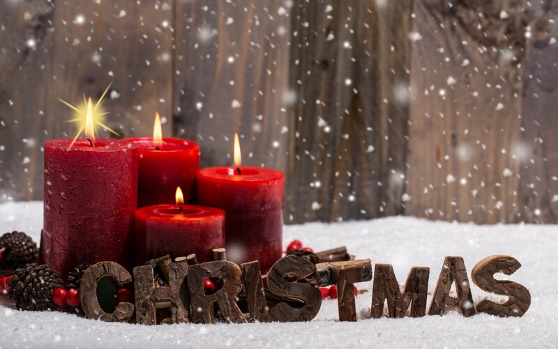 Red Candles in Snow — Festive, Winter
