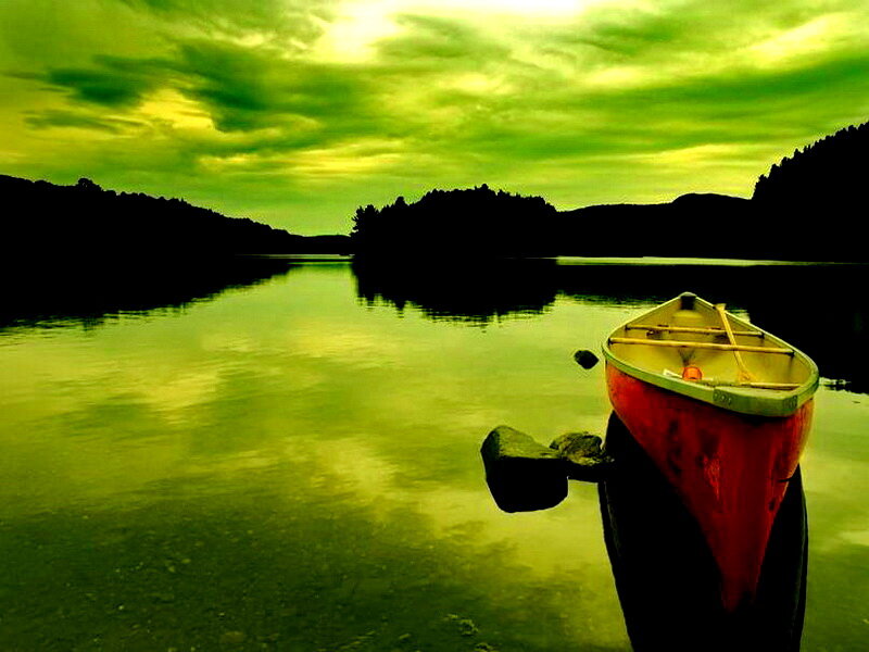 Red Canoe on Lake — Green, Serene