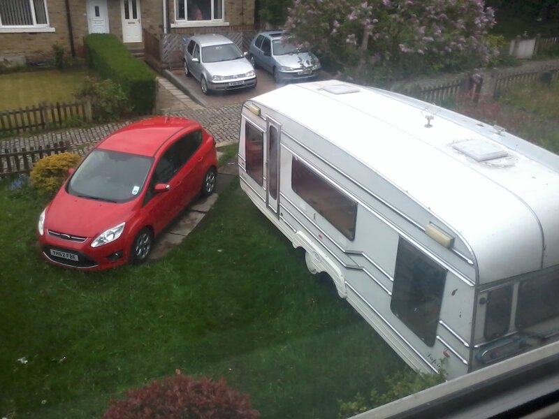 Red Car and Caravan