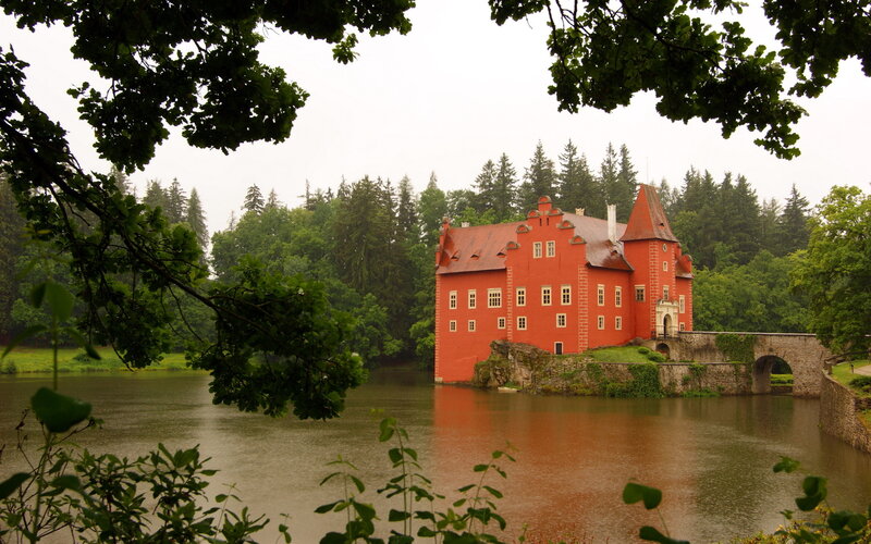 Red Castle on Lake — Serene