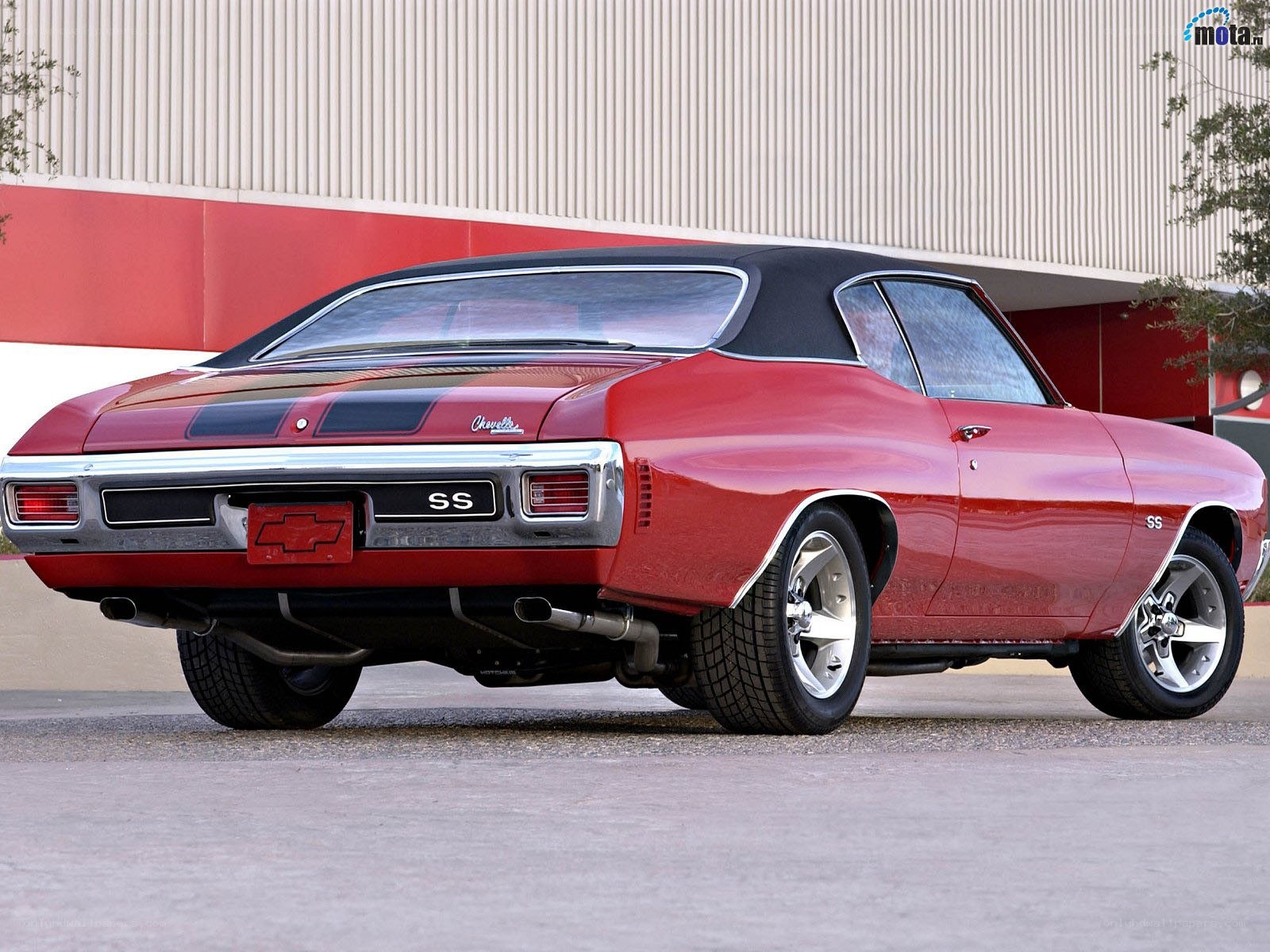 Red Chevrolet Chevelle SS