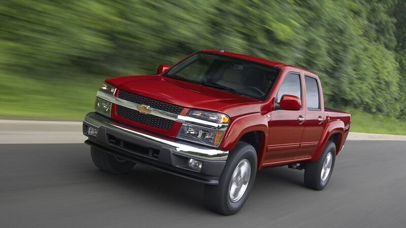 red chevrolet Colorado pickup truck