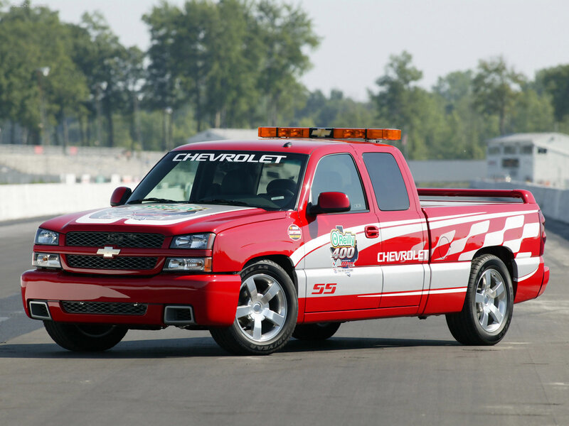 Red Chevrolet Pickup Truck — Dynamic