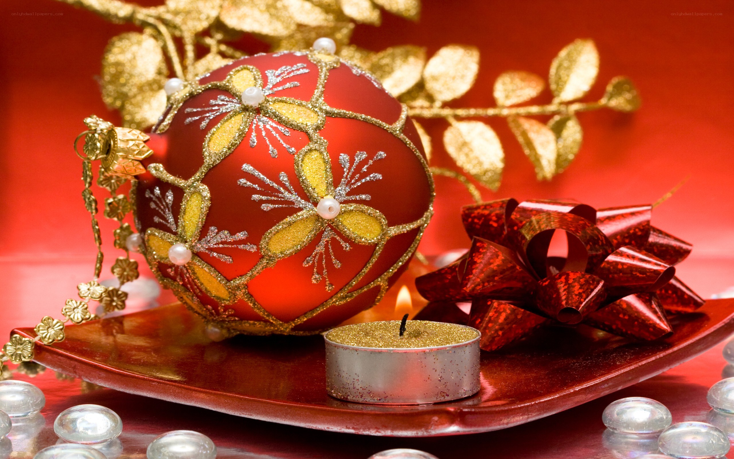 Red Christmas ornament display