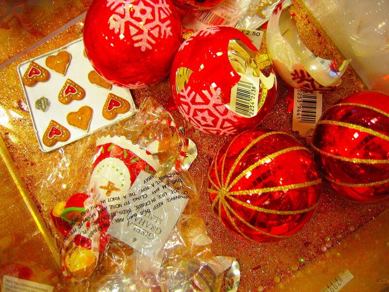 Red Christmas Ornaments — Festive, Winter, Photograph, Cookies