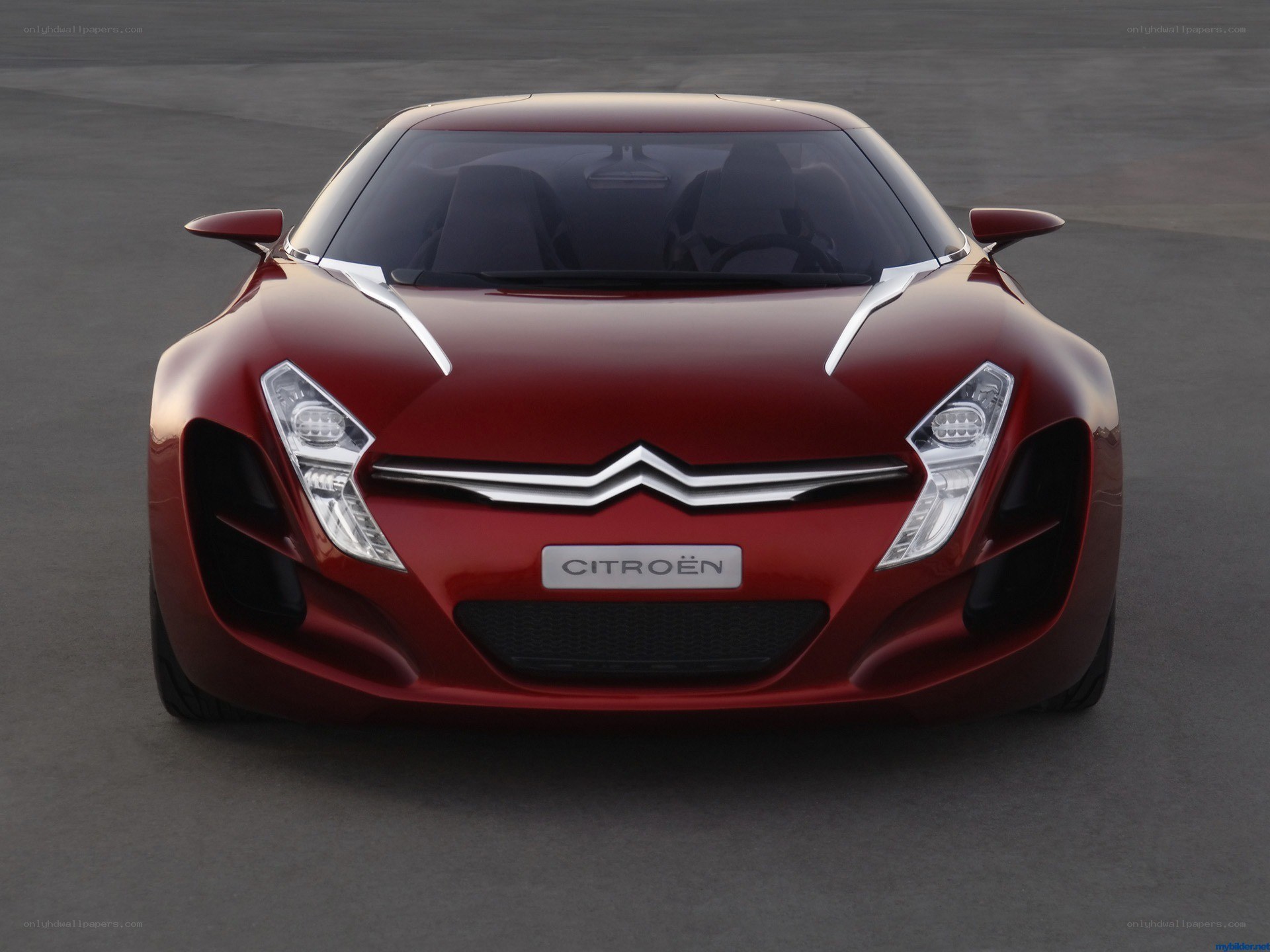Red Citroën concept car