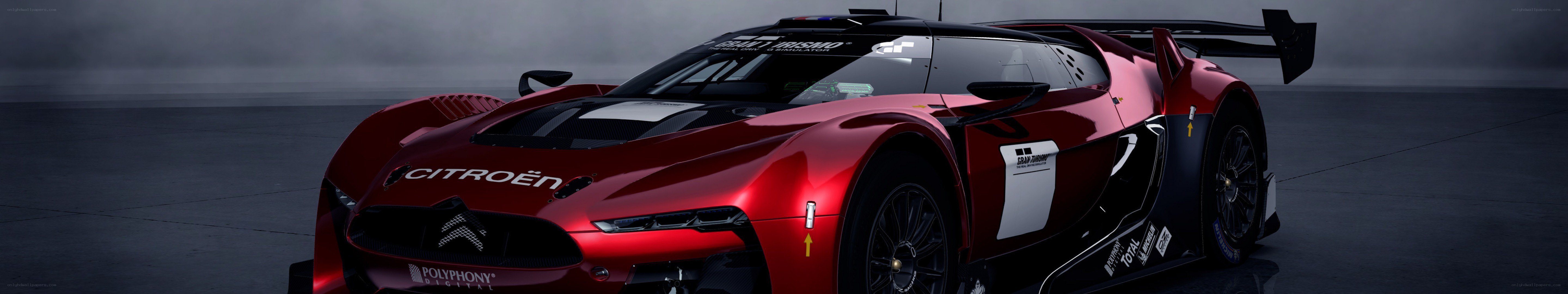 Red Citroën race car