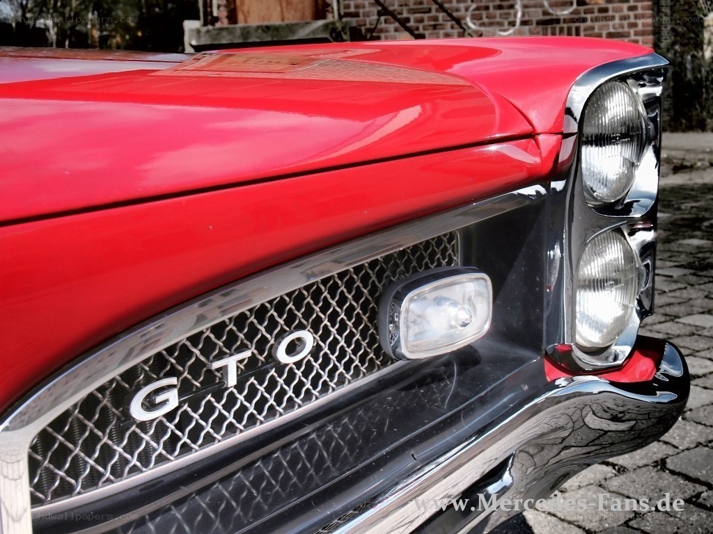 Red classic car front grille