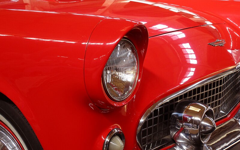 Red Classic Car Front — Neutral