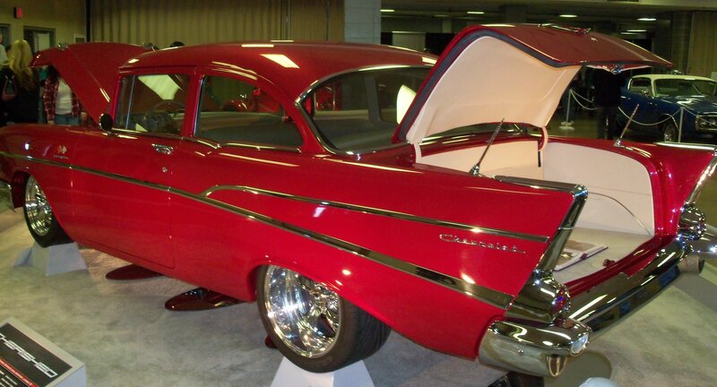 Red Classic Car — Showcase, Photograph, Car Show