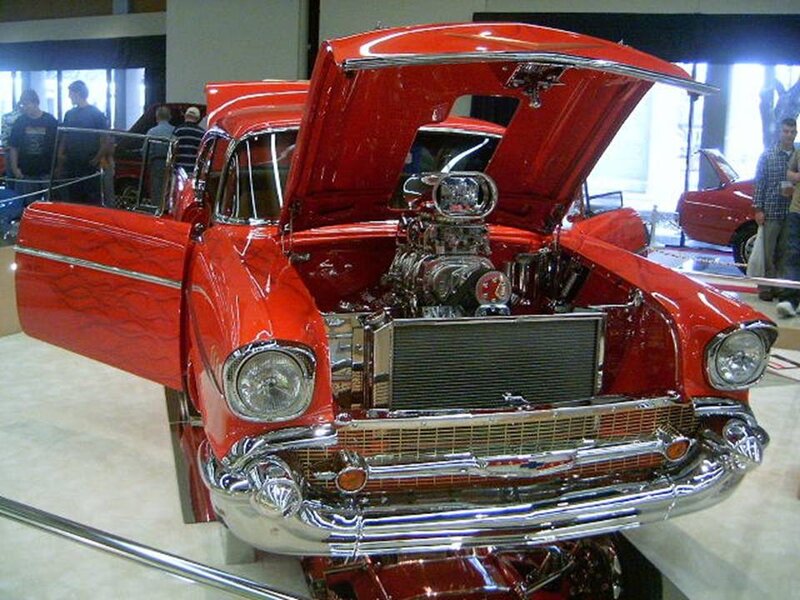 Red Classic Car — Showcase, Photograph, People