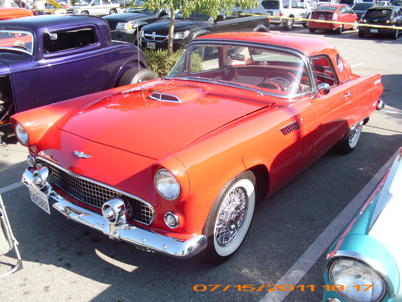 Red Classic Convertible — Bright
